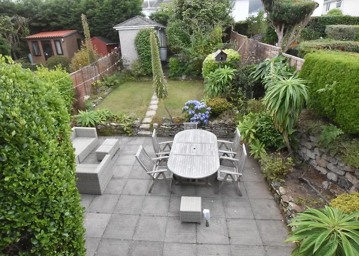Family House - Breath Taking Views Over Mounts Bay