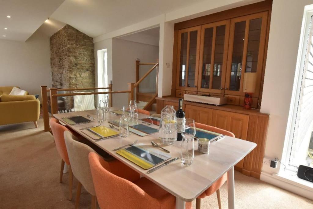 Casa de Férias Family House - Breath Taking Views Over Mounts Bay