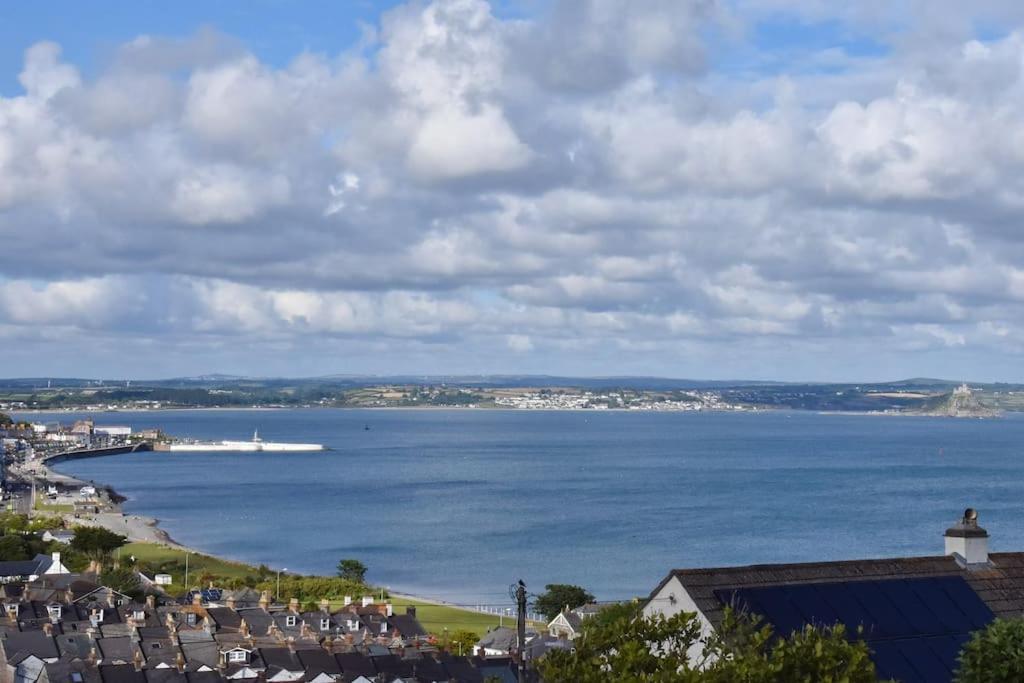 Family House - Breath Taking Views Over Mounts Bay Holiday home Newlyn