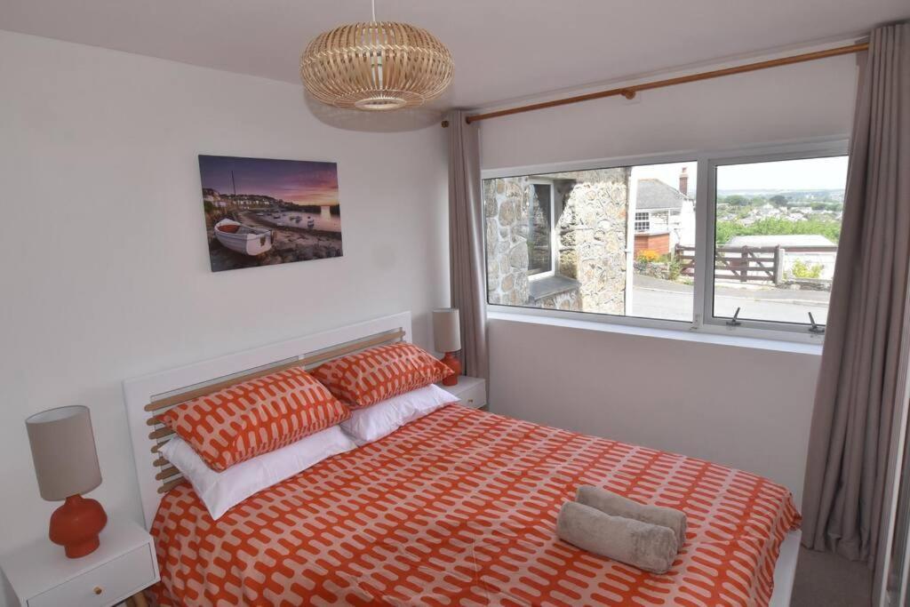Family House - Breath Taking Views Over Mounts Bay * Newlyn